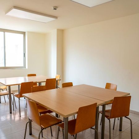 Apartaments Turistics Residencia Vila Nova Виланова-и-ла-Желтру Экстерьер фото