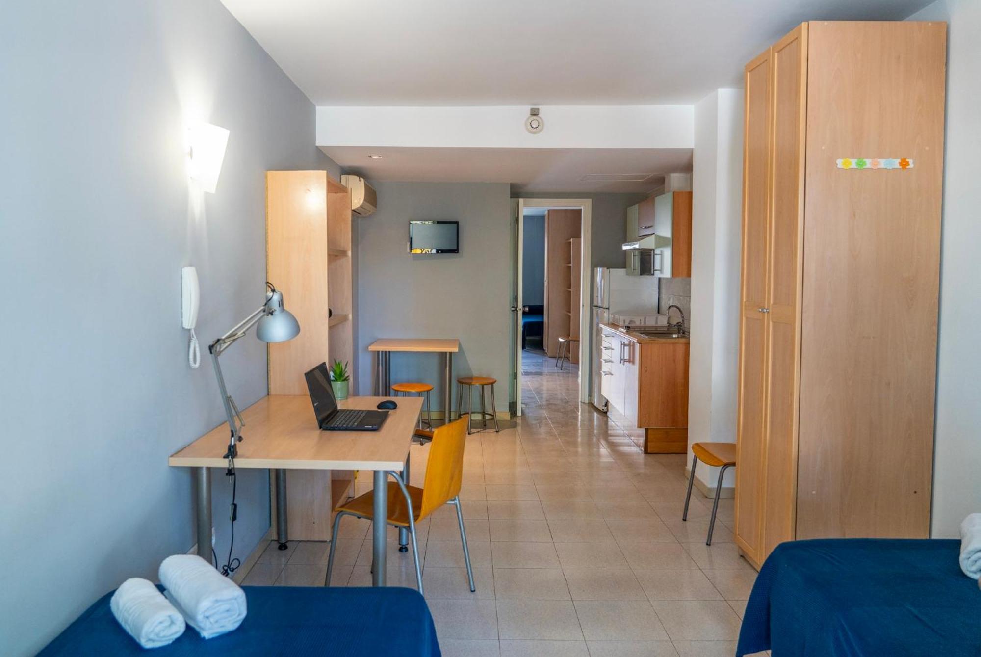 Apartaments Turistics Residencia Vila Nova Виланова-и-ла-Желтру Экстерьер фото