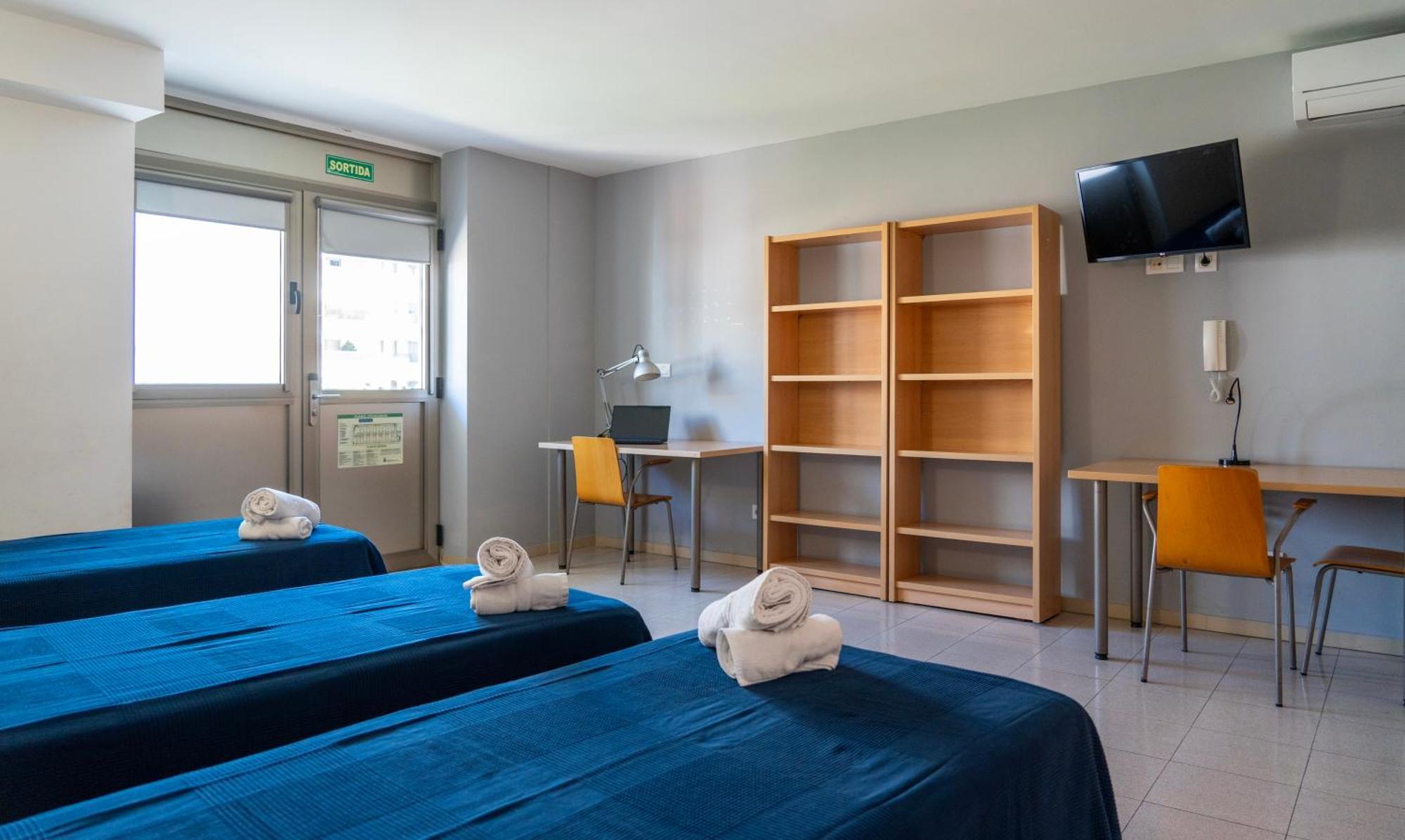 Apartaments Turistics Residencia Vila Nova Виланова-и-ла-Желтру Экстерьер фото