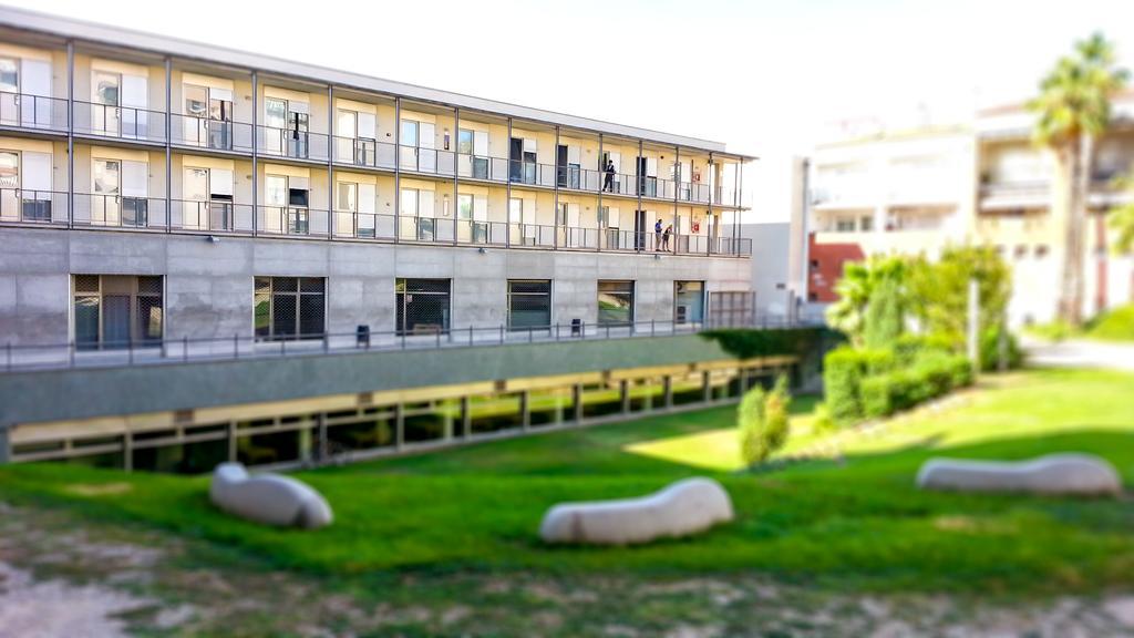 Apartaments Turistics Residencia Vila Nova Виланова-и-ла-Желтру Экстерьер фото